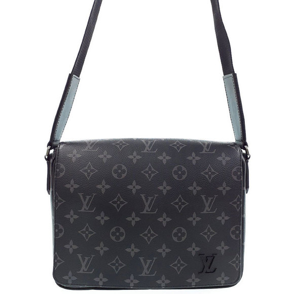 Nv3 R Monogram Louis Vuitton | Bags | Louis Vuitton District Pm Nv3 Monogram Eclipse ...